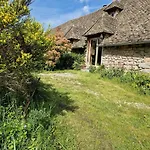 Le Puy D'aubrac Hébergement de vacances Campouriez