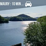 Le Puy D'aubrac Campouriez