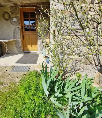 Le Puy D'aubrac * Campouriez