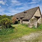 Le Puy D'aubrac * Campouriez