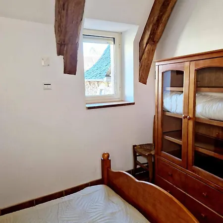 Le Puy D'aubrac Nyaraló Campouriez